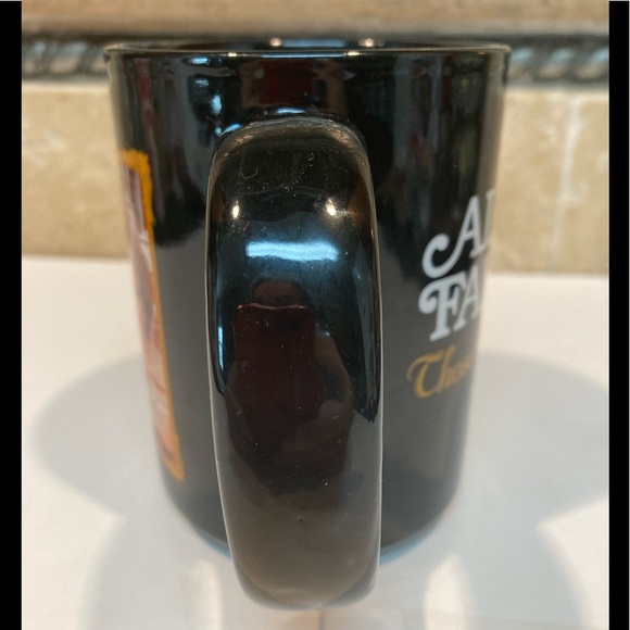 All in The Family “Those Were The Days“ mug - Picture 6 of 8